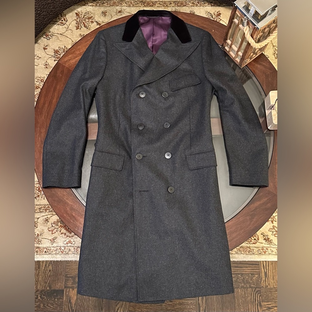 Paul Stuart Phineas Cole Size 40R 100% Wool Double Breasted Coat New with tags .